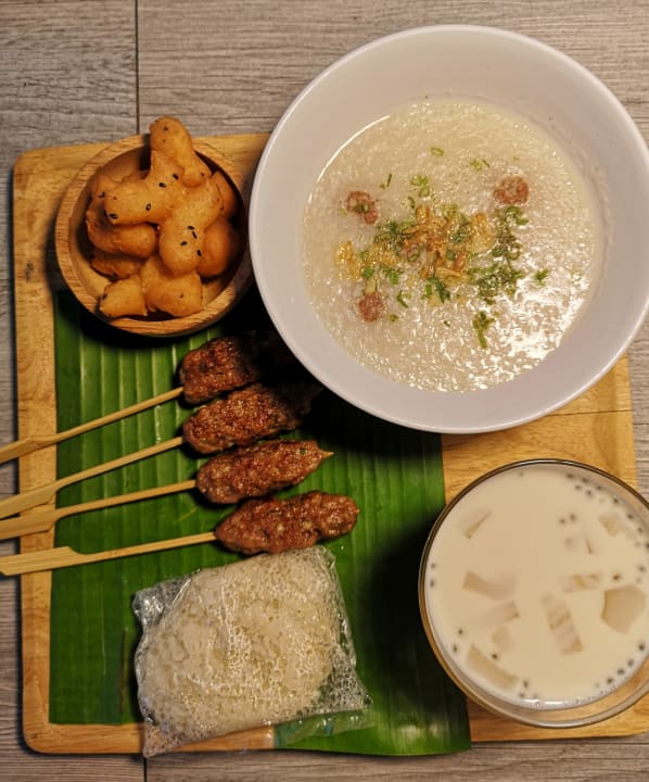 Gastro CoconutsPalm Resort