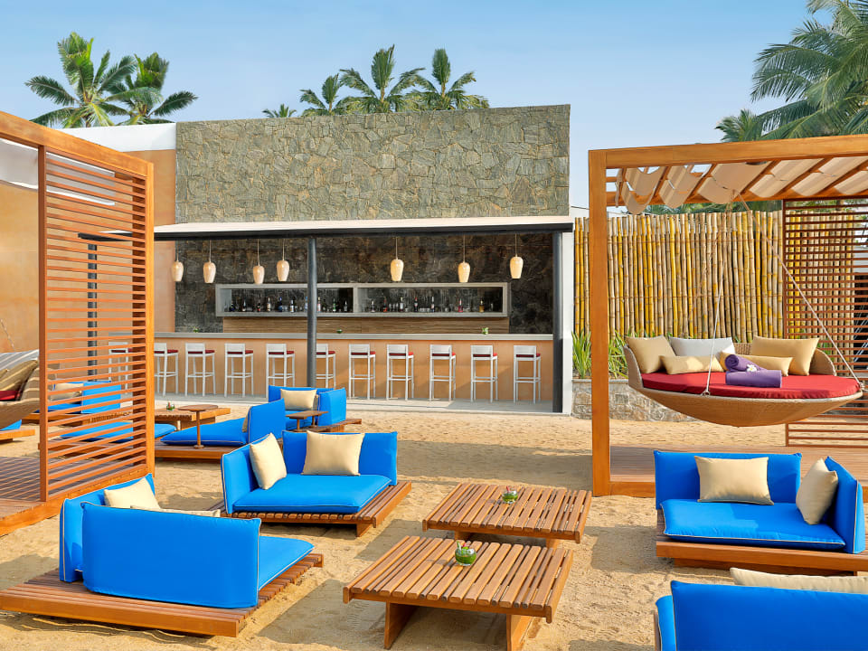 Gastro Avani Kalutara Resort