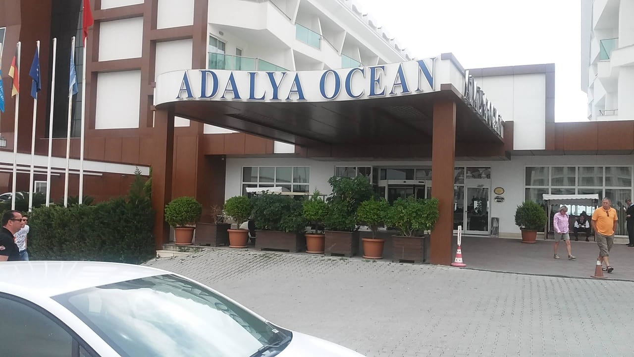 Haupteingang Adalya Ocean Deluxe