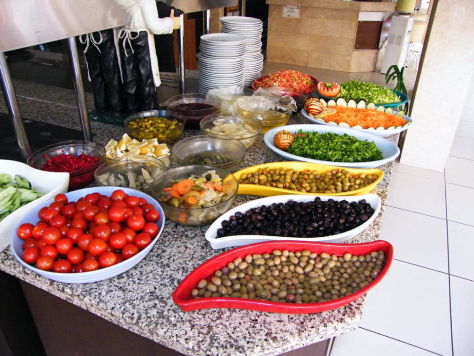 Lecker Salatbuffet Xperia Kandelor Hotel