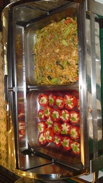 Etwas Warmes The Briza Beach Resort Khaolak