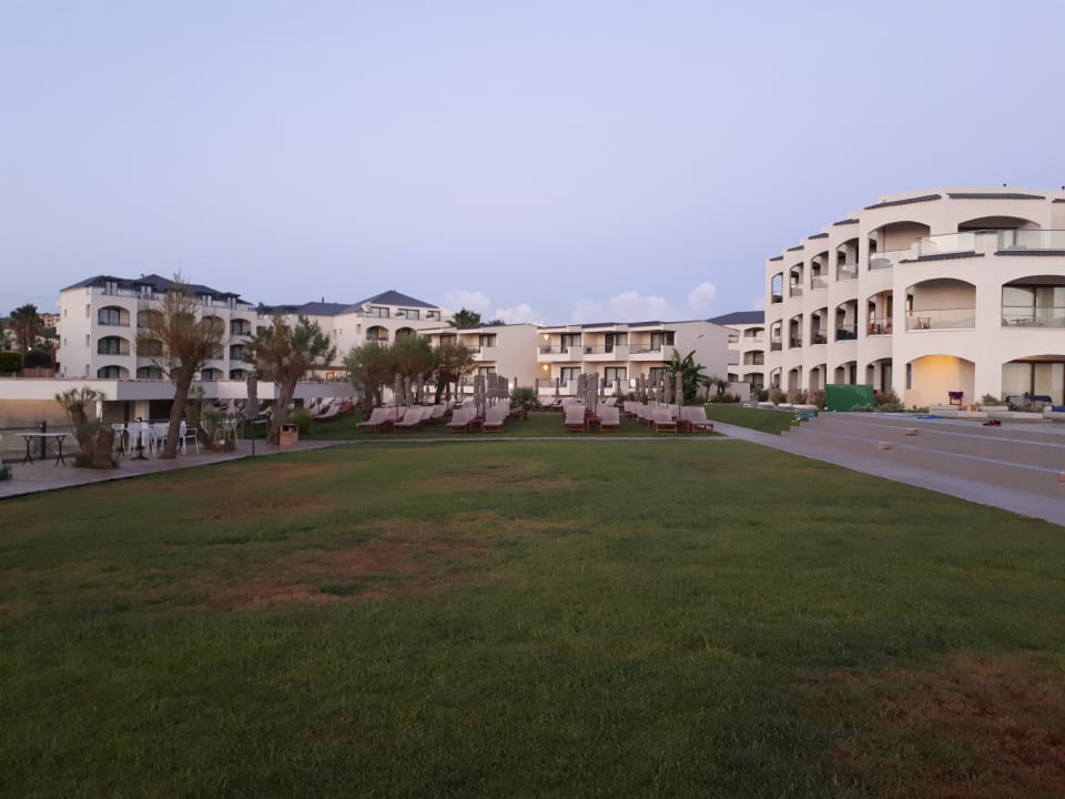 Gartenanlage TUI BLUE Caravel