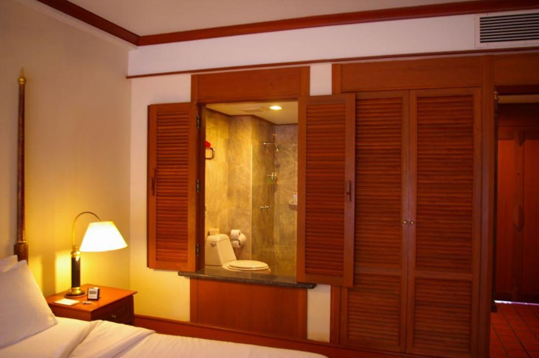 Blick ins Badezimmer Chada Thai Village Resort