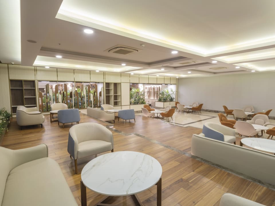 Lobby Adenya Hotel & Resort