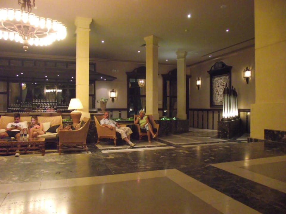 В холле Makadi Spa - Adults only