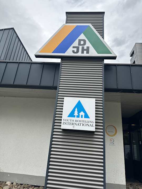 Außenansicht Jugendherberge Köln Riehl