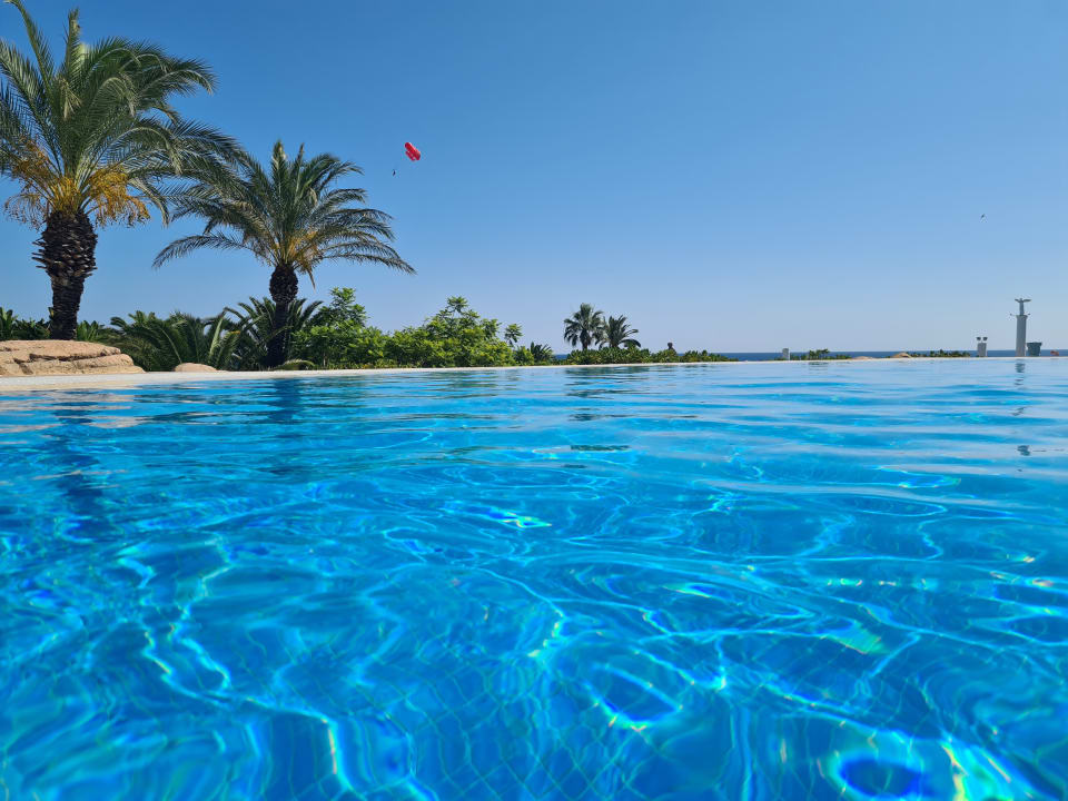 Pool Sunrise Resort Hotel
