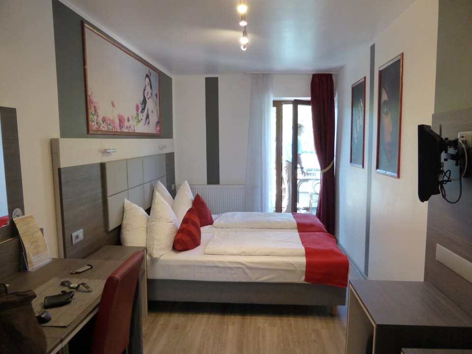 Zimmer Rheinhotel Lilie