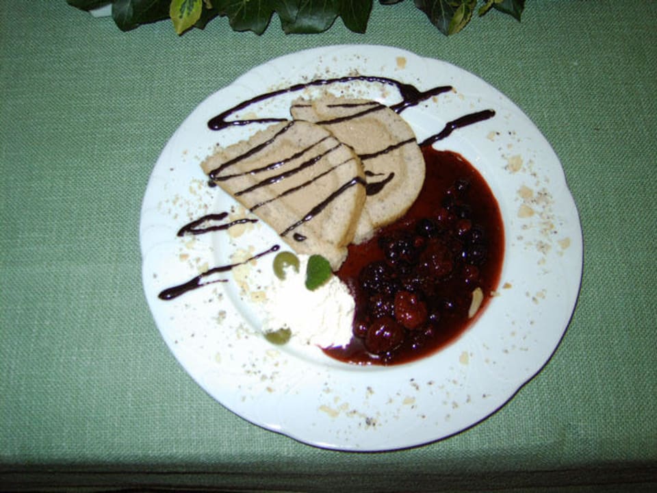 Hausgemachte Mehlspeisen und Torten Gasthof Hagmann