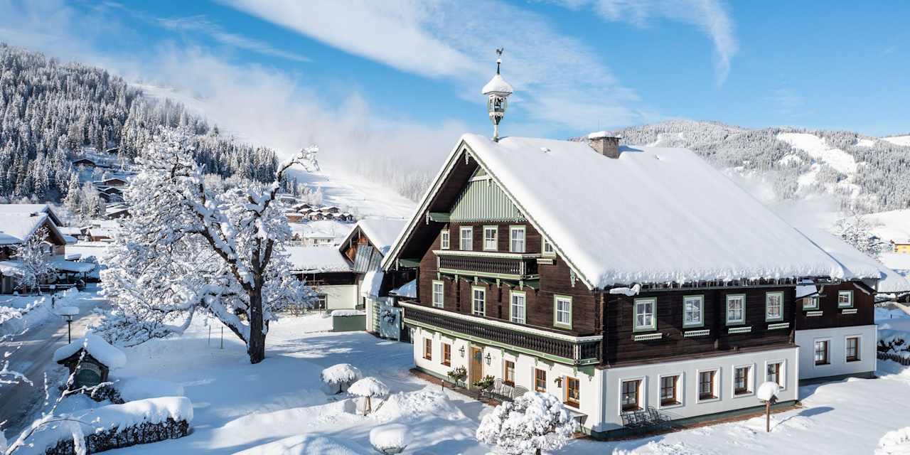 Außenansicht Klinglhub - Zimmer & Appartements