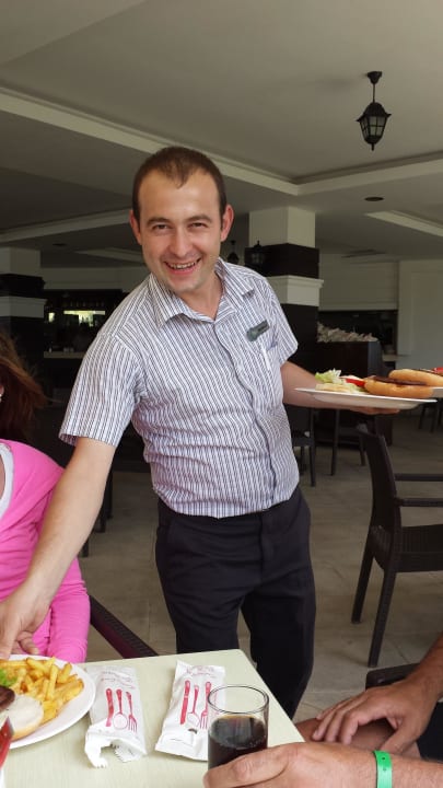 Service with a smile Alba Queen Hotel