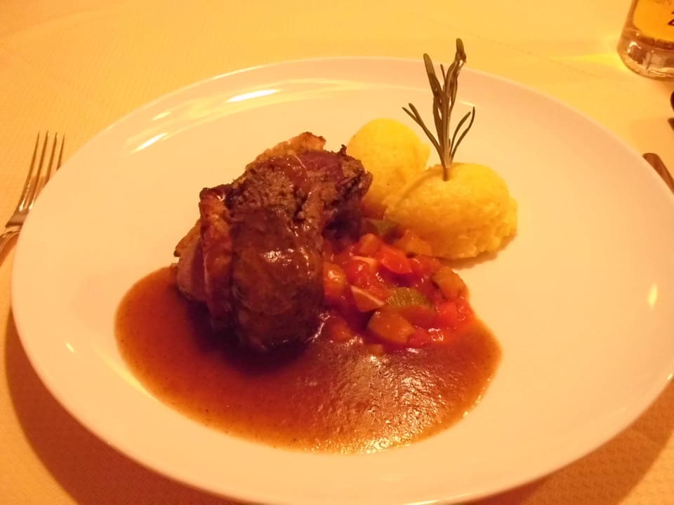 Rosa gebratene Lammhuft Huber Hochland