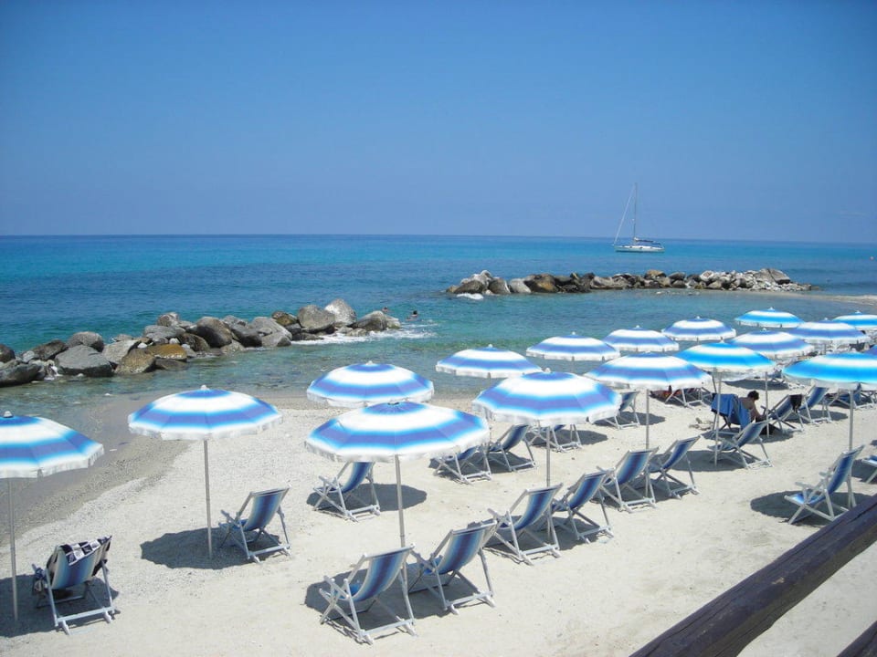 Strand Villaggio Torre Ruffa Robinson