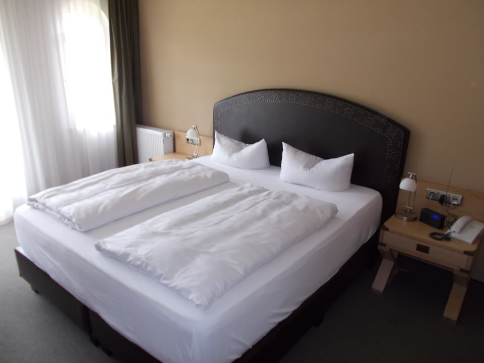 Zimmer Burghotel Am Hohen Bogen