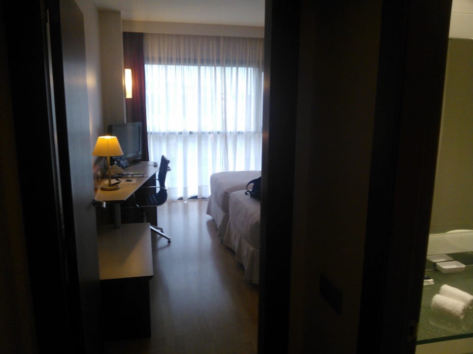 Vista desde la puerta de entrada Hotel Four Points by Sheraton Barcelona Diagonal