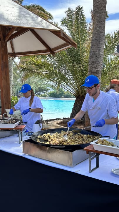 Gastro ROBINSON ESQUINZO PLAYA