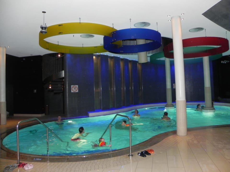 Erlebnishallenbad Familienresort Ellmauhof – das echte All Inclusive