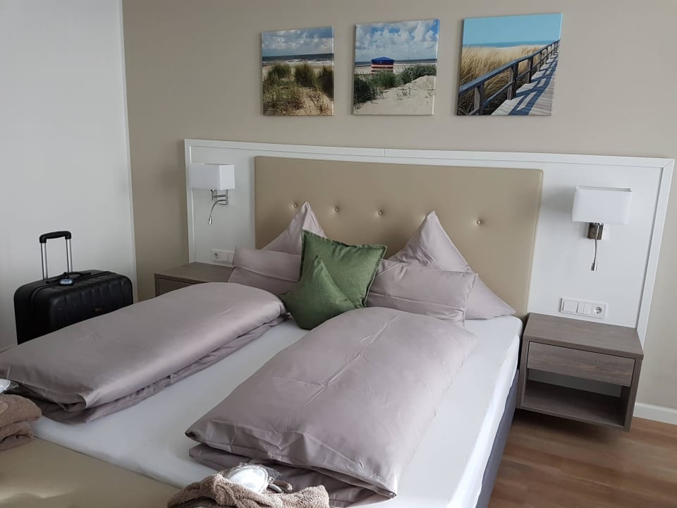 Großes Doppelbett Hotel Inselhof Borkum