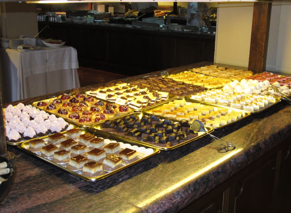Dessert-Buffet Fuerte Conil-Resort