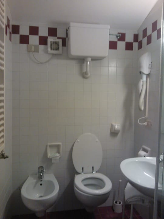 Badezimmer Hotel Alla Citta di Trieste