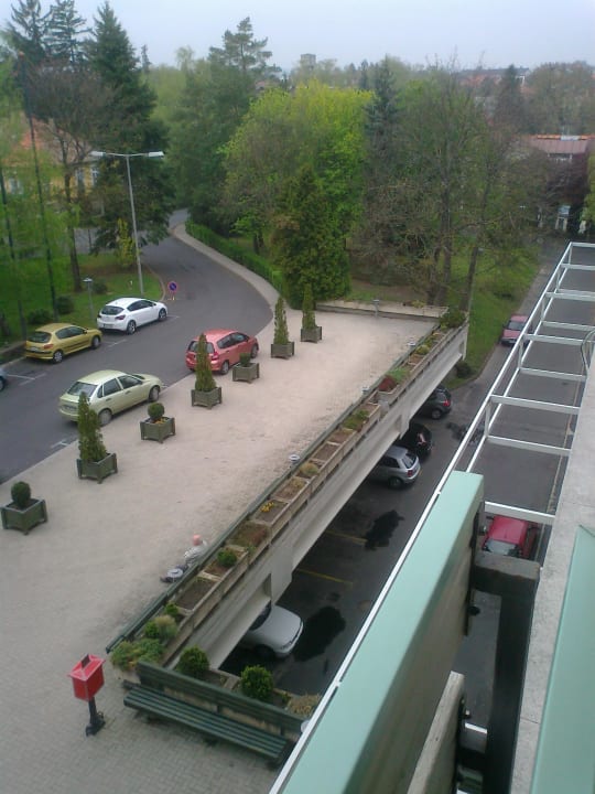 Eingangsbereich Ensana Thermal Hévíz