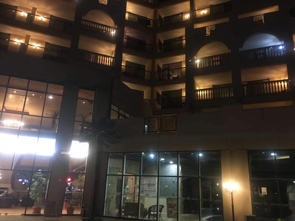 Hotel von hinten HI Hotels Imperial Resort