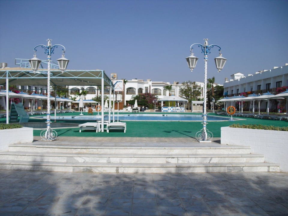 Der Hotelpool The Grand Hotel Hurghada