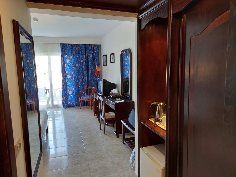 Zimmer Wadi Lahmy Azur Resort