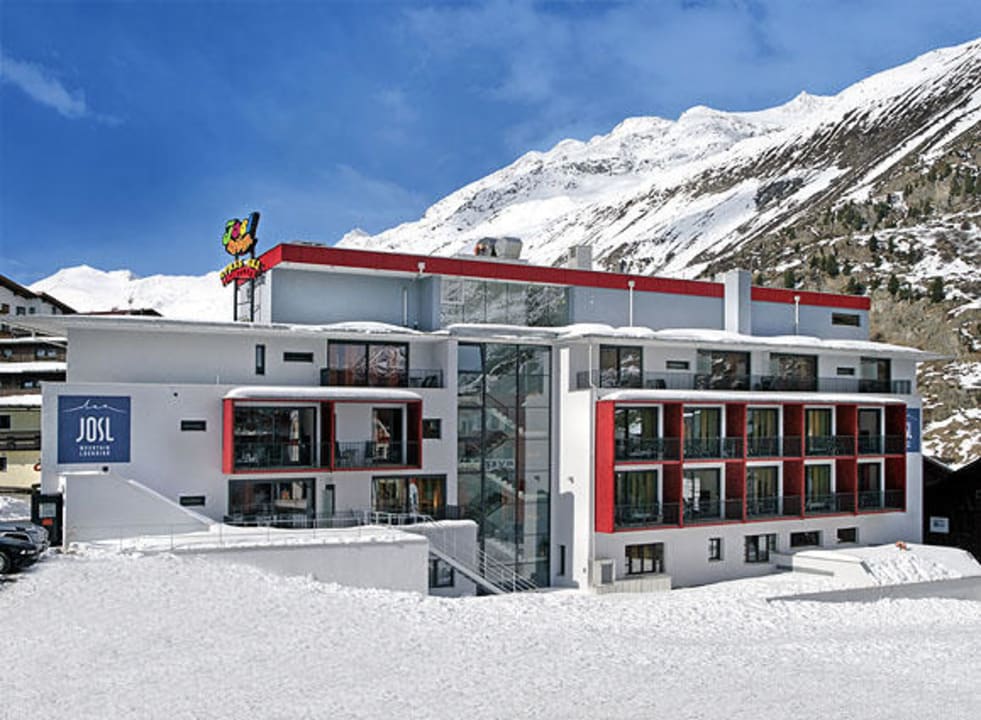 Aussenansicht Josl Mountain Lounging Hotel