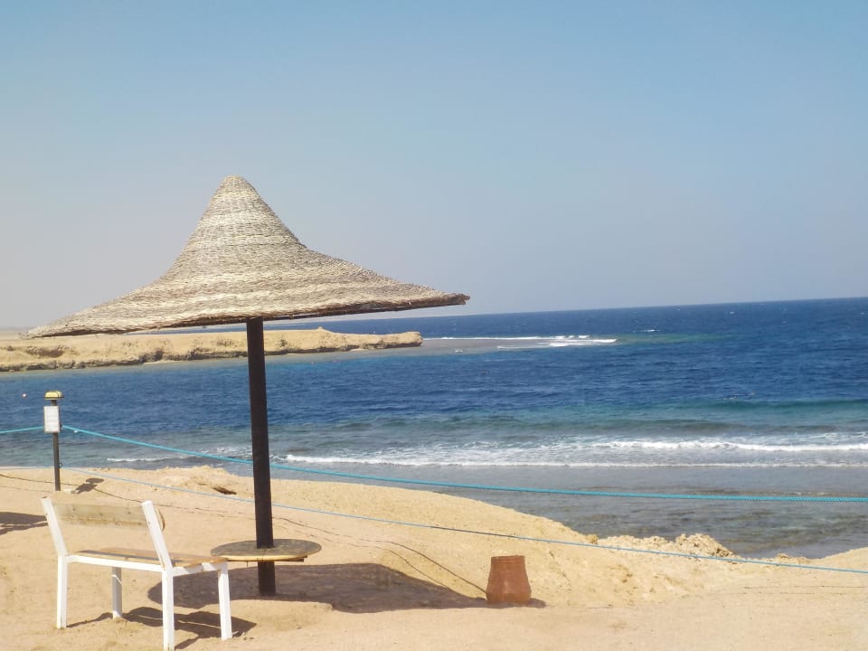 Am Strand  Jaz Dar EL Madina