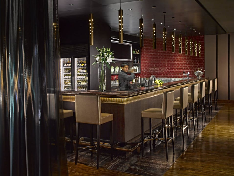 The Capital Grill Bar Dusit Thani Abu Dhabi