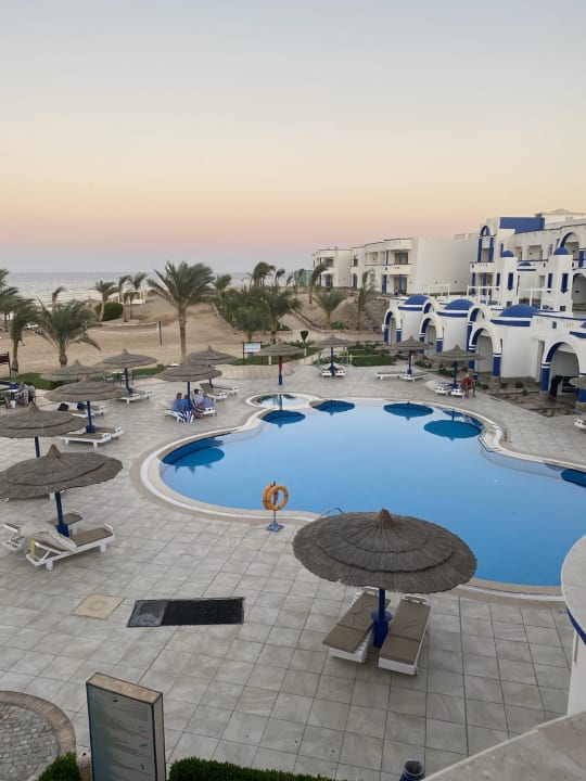 Pool Coral Sun Beach