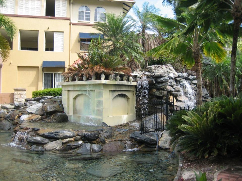 Lake Resort Hotel The Lakes Cairns Resort & Spa