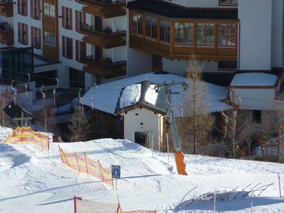 Aufzug zur Piste / Zugang Skilift Schlosshotel Fiss