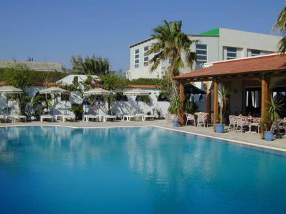 Pool Hotel Faliraki Bay