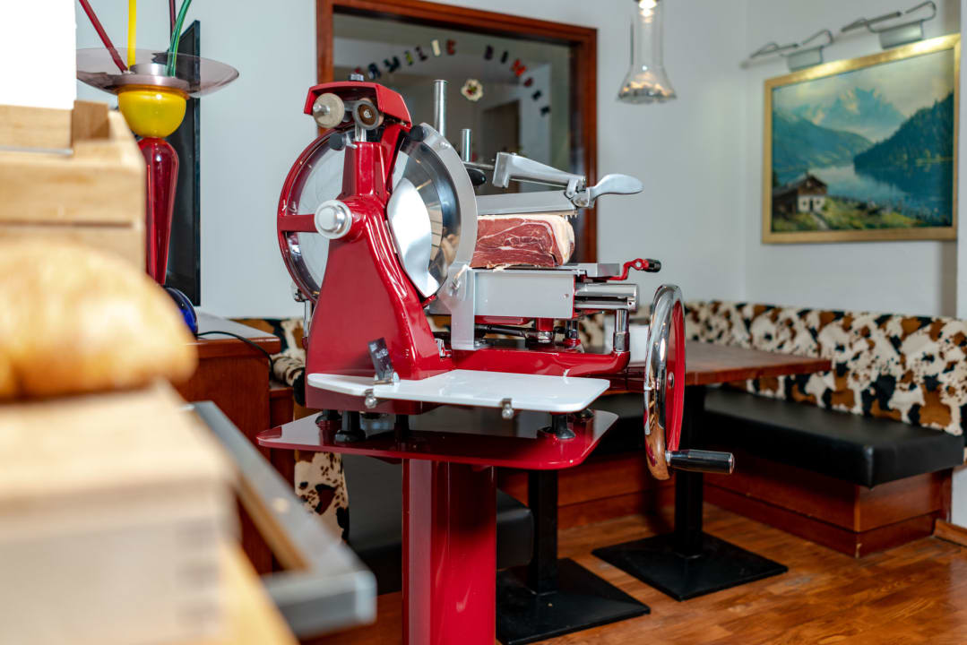 Gastro Binders Budget City-Mountain Hotel