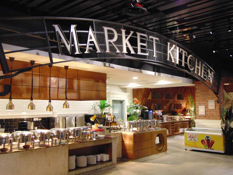 Gastro Movenpick Hotel & Convention Centre KLIA