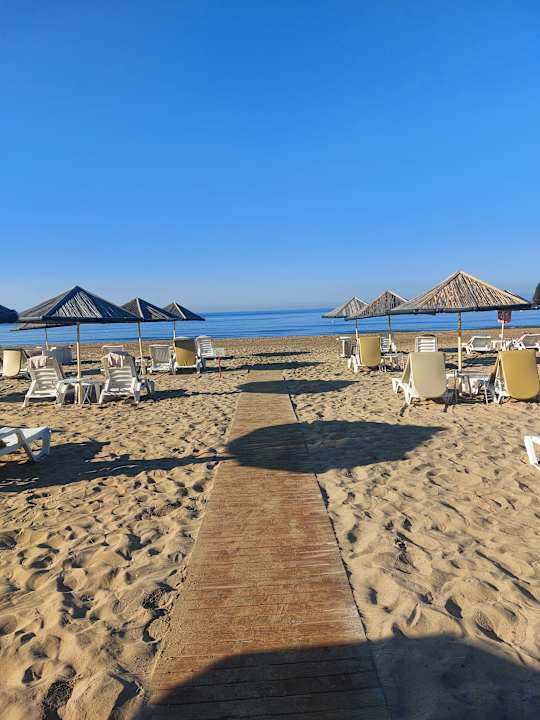 Strand Hotel Defne Garden