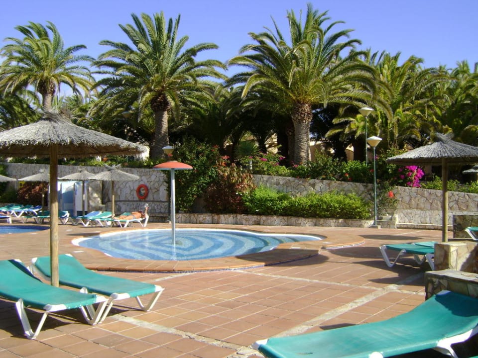 Kinderpool am kleineren 2. Pool SBH Monica Beach Resort