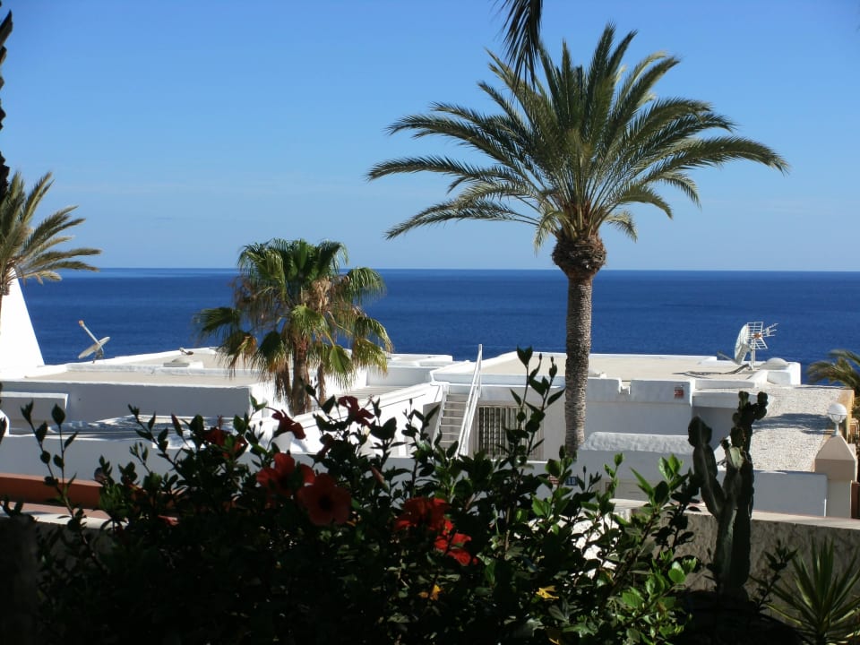 Blick vom oberen  Balkon Garden & Sea Boutique Lodging by LIVVO