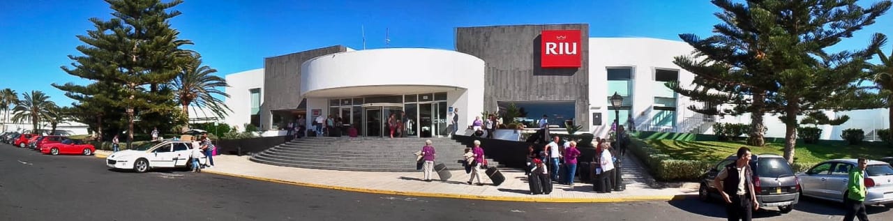 Hotel von vorne Hotel Riu Paraiso Lanzarote