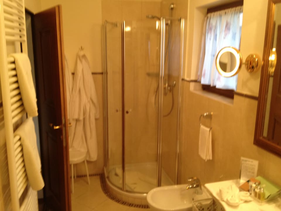 Bad mit Fußbodenheizung  Hotel Ansitz Plantiz