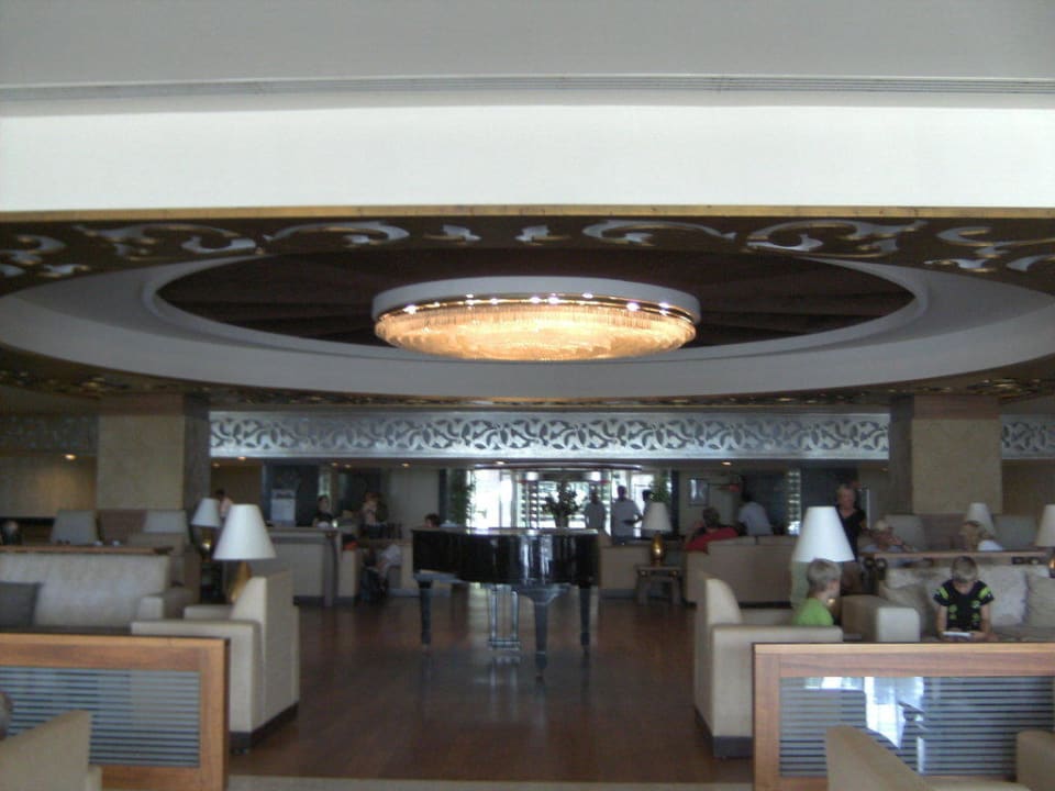 Blick von der Terrasse zur Rezeption Kaya Belek Hotel