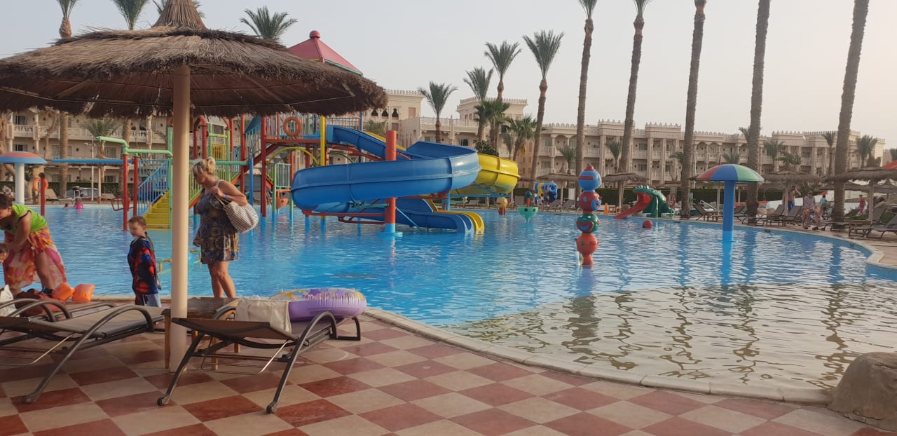 Pool Beach Albatros Resort