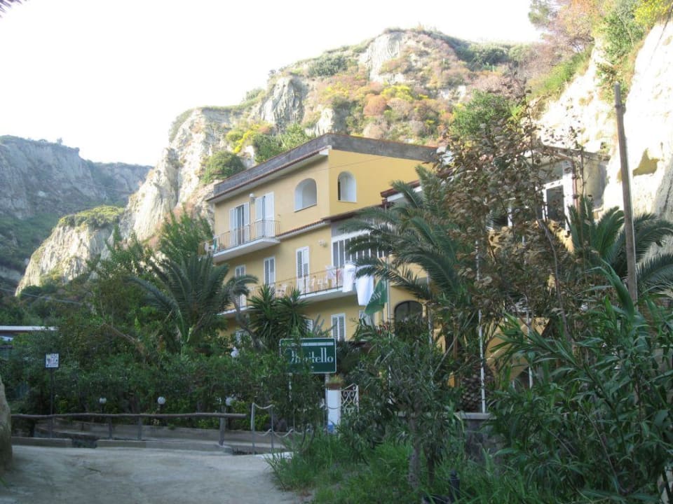 Aussenansicht Hotel Olmitello