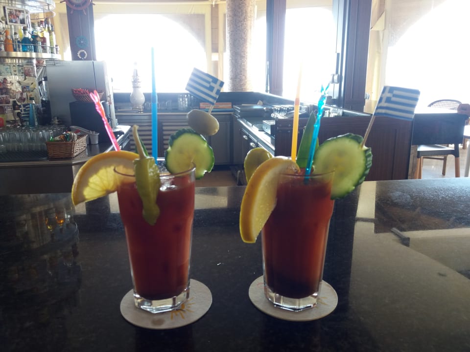 Spezial Tomatensaft Hotel Kalithea Horizon Royal