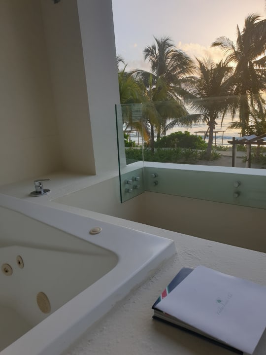 Zimmer Akumal Bay Beach & Wellness Resort