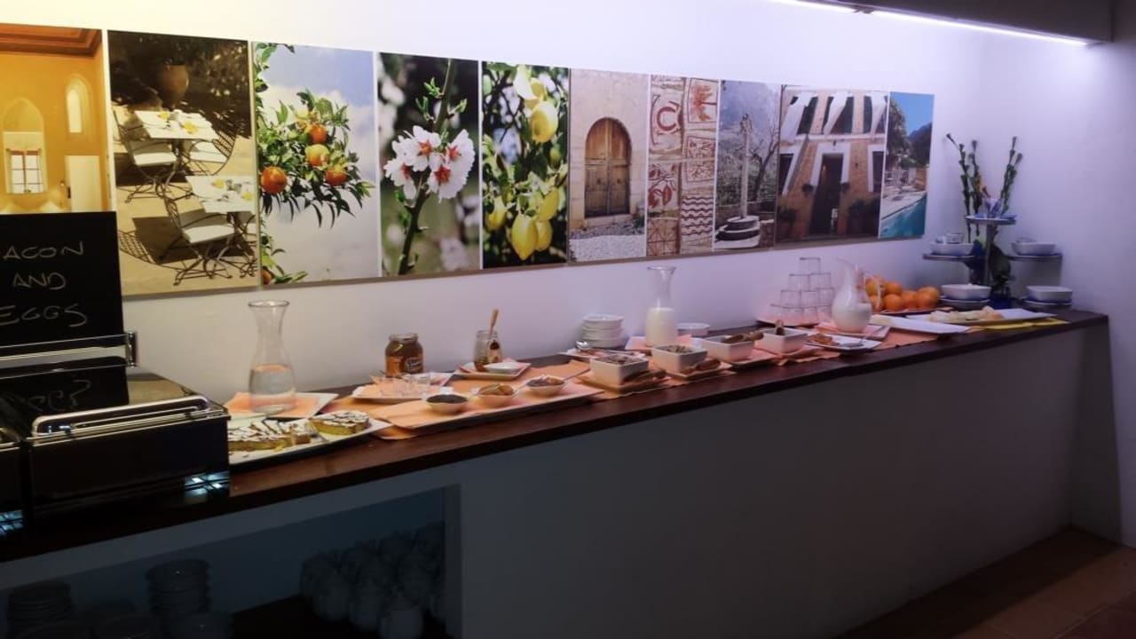 Frühstück Fornalutx Petit Hotel