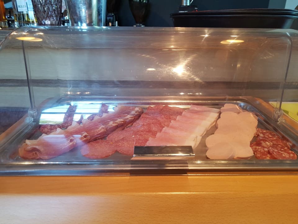 Gastro Hotel Volkspark