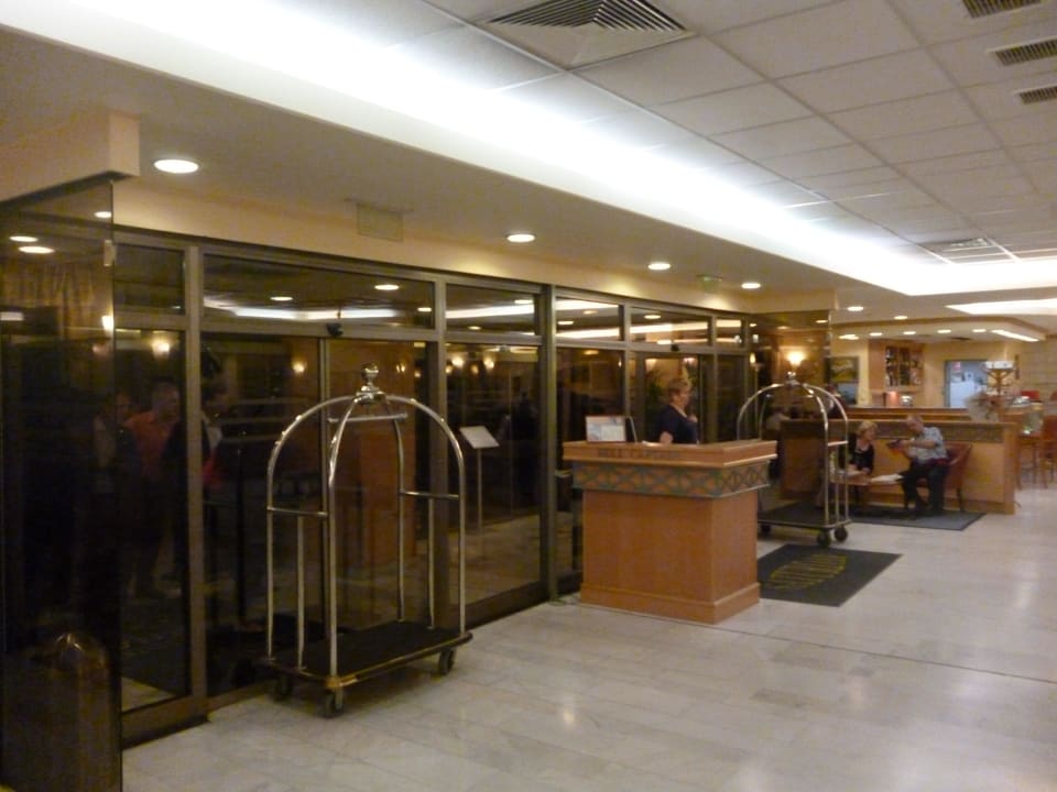 Recepcja Danubius Hotel Arena